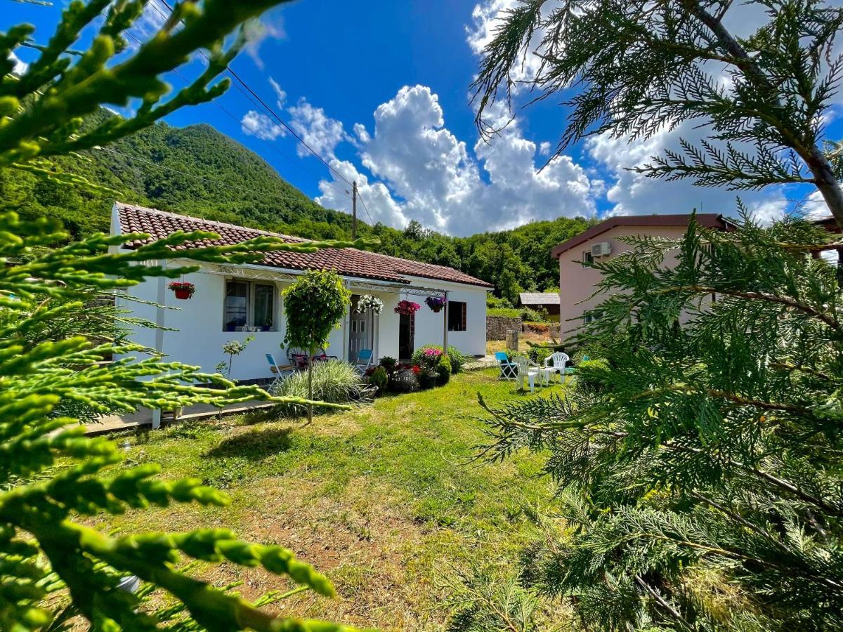 Sunlight Cottage Maya Virpazar Exterior photo